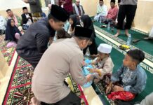 Polsek Parung Gelar Bakti Sosial Sambut HUT Bhayangkara ke-79, Santuni Anak Yatim di Masjid Jami Nurul Ikhwan