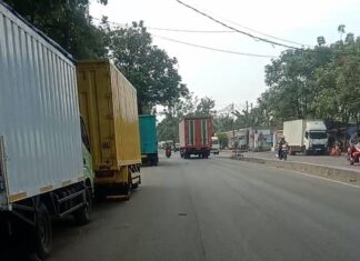Banyaknya Parkir Liar di Jalan Husein Sastranegara, Hilman Minta Stakeholder Tindak Tegas
