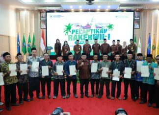 Kantah Tangsel Serahkan Sertifikat Tanah Wakaf untuk Masjid dan Mushola