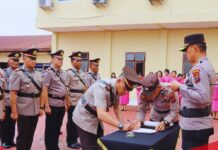 Delapan Perwira Polres Taput Jalani Sertijab, Kapolres: Terima Kasih dan Selamat Bertugas
