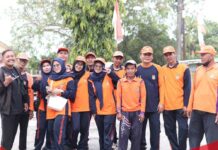 Kompak & Bersemangat, UPTD Sampah DLHK Wilayah 8 Meriahkan HUT RI ke-80