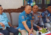 Polres Ciamis Amankan Kunjungan Wamendikdasmen RI Prof. Atip Latipulhayat di Sindangkasih
