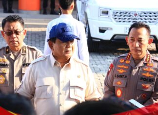 Prabowo Janjikan Kenaikan Pangkat Luar Biasa untuk Polisi Luka Saat Amankan Unjuk Rasa