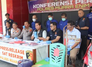 Polres Muara Enim Gelar Konferensi Pers Ungkap Kasus Illegal Drilling di Wilayah Gunung Megang