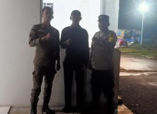 Bhabinkamtibmas Polsek Parung Polres Bogor Kontrol Satkamling, Antisipasi Kerawanan Kamtibmas
