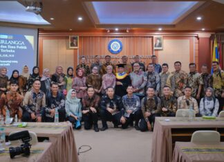 Kapolda Jabar Raih Gelar Doktor Lewat Disertasi “Cerita dari Mesuji”, Paparkan Kondisi Polisi di Tengah Konflik