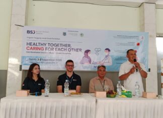 Peduli Lingkungan, BSJ Berikan Layanan Kesehatan dan Kacamata Gratis untuk Lansia dan Anak-anak