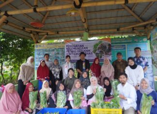 Prodi PPP SV IPB Gelar Monev K3 dan GHP Bersama KWT Ciharashas di Mulyaharja