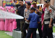 92 Personel Polres Muara Enim Naik Pangkat, Kapolres Pimpin Upacara Korp Raport
