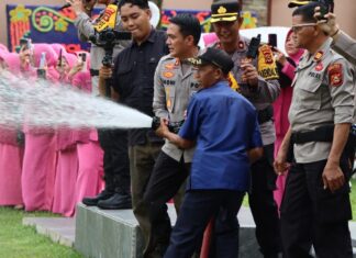 92 Personel Polres Muara Enim Naik Pangkat, Kapolres Pimpin Upacara Korp Raport