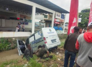 Mobil Operasional MBG Tabrak Pengendara Motor di Sepatan, Korban Luka-Luka