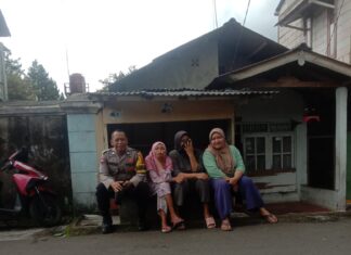 Bhabinkamtibmas Polsek Megamendung Sambangi Warga Cipayung Girang, Perkuat Kamtibmas Wilayah