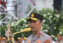 Kapolda Sumsel Pimpin Apel Pagi dan Perintahkan Pemeriksaan Senjata Api Dinas Personel