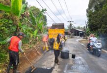 PU Kabupaten Bogor Tambal Sulam Jalan Cibatok — Gunungsari
