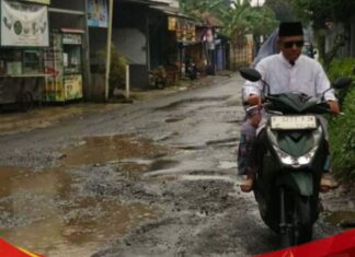Jalan Perbatasan Bogor–Tangsel Rusak Parah, Warga Minta Pemkab Segera Perbaiki