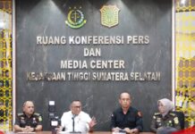 Kejati Sumsel Tetapkan 5 Tersangka dalam Kasus Obstruction of Justice dan Korupsi KUR