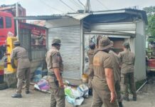Petugas Gabungan Bongkar 118 Bangunan Liar di Kemang Bogor, Normalisasi Kali Angke untuk Kurangi Risiko Banjir
