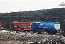 Kebakaran TPA Jatiwaringin Berstatus Darurat, PERUMDAM TKR Kerahkan 10 Mobil Tangki Air Bantu Proses Pemadaman