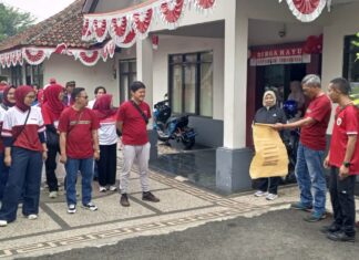 Sambut HUT ke-81 RI, Disnakan Ciamis Gelar Jalan Sehat Pererat Silaturahmi Pegawai