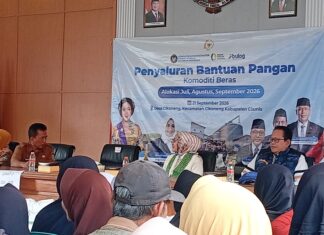Bantuan Pangan Juli–September Disalurkan di Desa Cikoneng, Anggota DPR RI Komisi IV Hadir