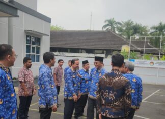 Jelang Apel Pagi, Bupati Ciamis Tinjau Mendadak Kebersihan Lingkungan OPD